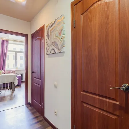 Apartland Komsomolskaya