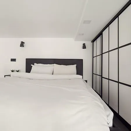 Apartland Komsomolskaya